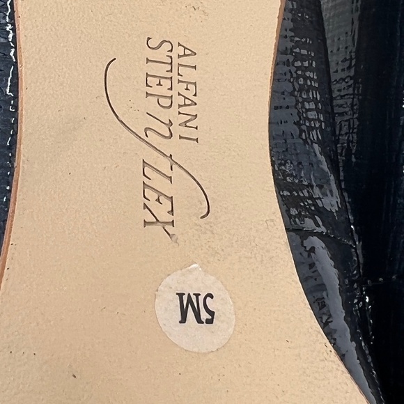 Alfani Blue Jeules Step N Flex Pointed Toe Heels Size 5 Women’s - Picture 2 of 8